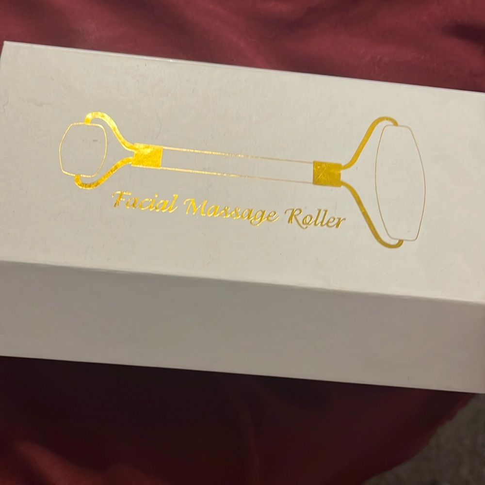 Skinbetter jade roller